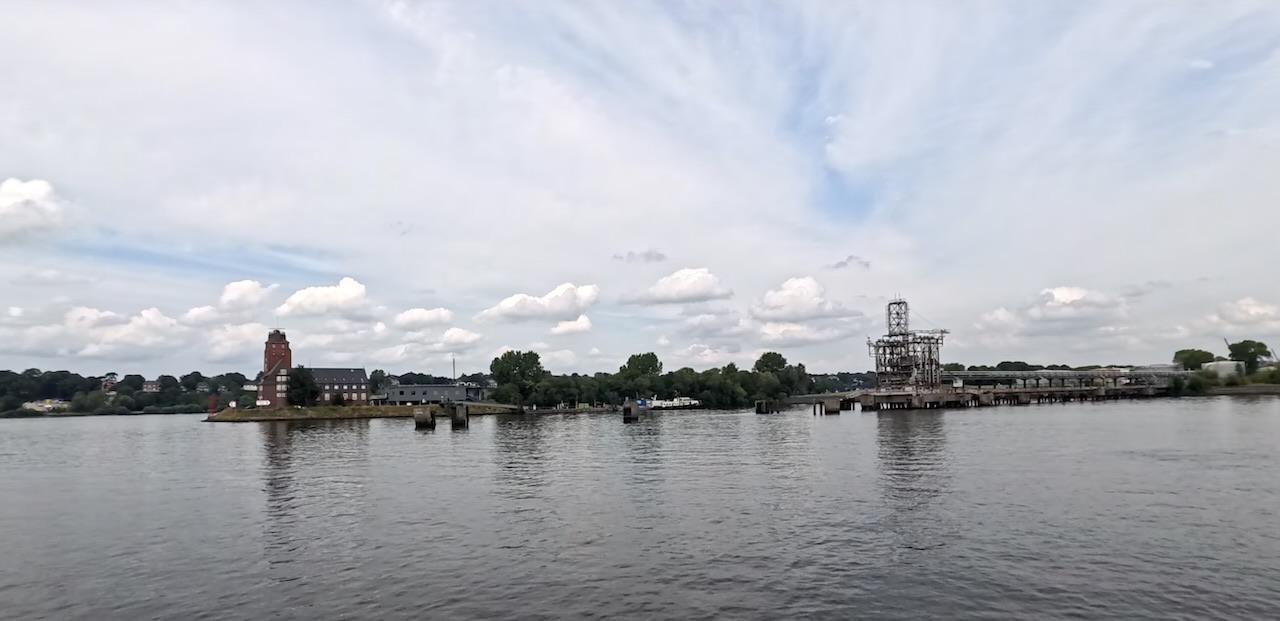 Schöne Finkenwerder Tour - U-Boot Bunker, Schiffe, Airbus, Süderelbe